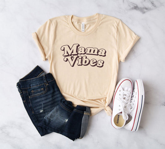 Mama Vibes Retro T-Shirt